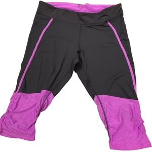 Champion Gray & Purple Athletic Capris XL‎